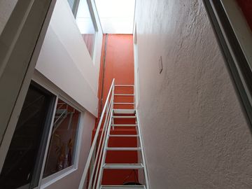 VENTA-AGRADABLE CASA EN COL CAMPESTRE CHURUBUSCO, COY. CDMX