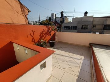 VENTA-AGRADABLE CASA EN COL CAMPESTRE CHURUBUSCO, COY. CDMX