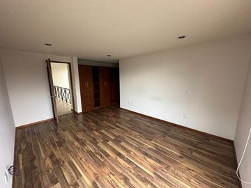 CASA EN RENTA EN BOSQUES DE LAS FUENTES CALIMAYA, ESTADO DE MÉXICO