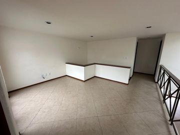 CASA EN RENTA EN BOSQUES DE LAS FUENTES CALIMAYA, ESTADO DE MÉXICO
