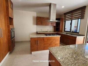 CASA DOMOTICA 4 RECAMARAS MAYORAZGO RESIDENCIAL
