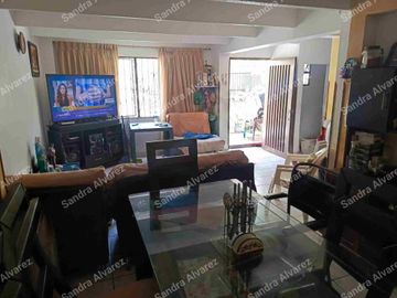 VENTA CASA CIUDAD BOLIVAR ✨PEATONAL
