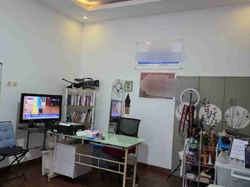RUMAH  DI PERUM THE EAGLE HILLS MANGUNHARJO TEMBALANG SEMARANG