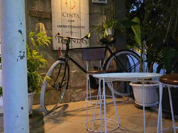 RUMAH  DI PERUM THE EAGLE HILLS MANGUNHARJO TEMBALANG SEMARANG