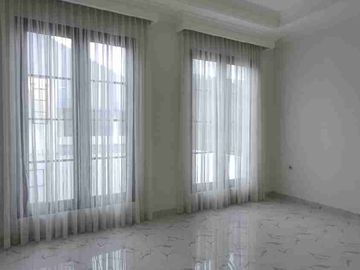 Rumah Baru American Clasic Design Bintaro Jaya sektor.5 Tangerang Selatan