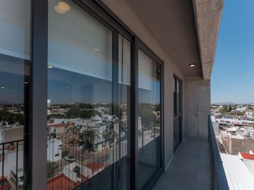 Departamento amueblado en renta en zona real Zapopan