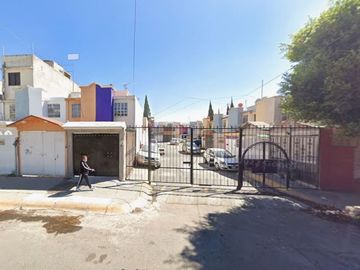 CASA EN VENTA DE REMATE DE BANCO ,NO SE ACEPTAN CAMBIOS ,TEXCOCO 8 REAL DE SAN VICENTE 1 CHICOLOAPAN EDO DE MEX