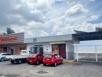 Local en Renta Gasolinera Blvd. Alonso  de Torres y San Juan Bosco, León, Guanajuato
