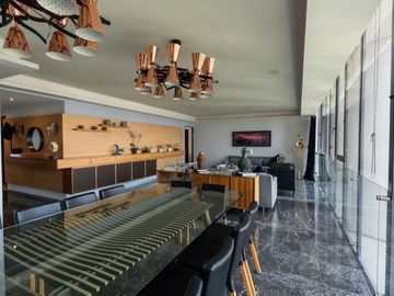 Departamento de lujo con vistas espectaculares, en venta