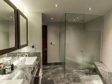 Departamento de lujo con vistas espectaculares, en venta