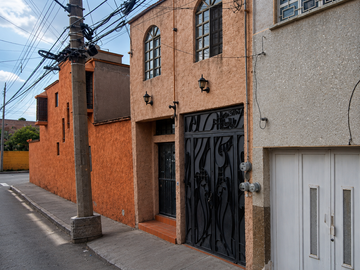 Casa en venta en Ferrocarrilera, San Luis Potosí.