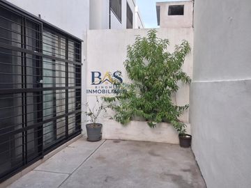 RENTA CASA EN PROVENZA, GARCIA N.L. DOMINIO CUMBRES