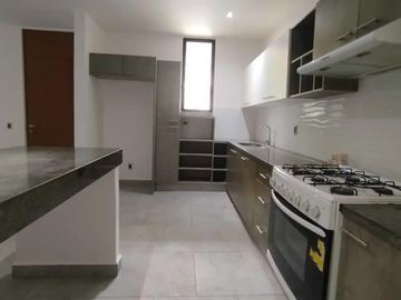 RENTA DEPARTAMENTO DE 3 HABITACIONES EN AVENIDA HUAYACAN
