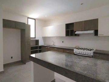RENTA DEPARTAMENTO DE 3 HABITACIONES EN AVENIDA HUAYACAN
