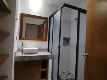 RENTA DEPARTAMENTO DE 3 HABITACIONES EN AVENIDA HUAYACAN