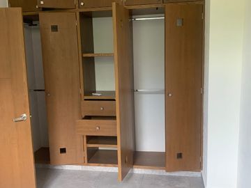 RENTA DEPARTAMENTO DE 3 HABITACIONES EN AVENIDA HUAYACAN