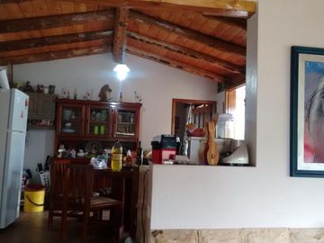 Vendo finca de 10 hectáreas entre Gualea y Pacto