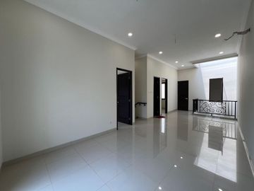 Rumah 2 Lantai di Duren Sawit Jakarta Timur. Baru dan SHM