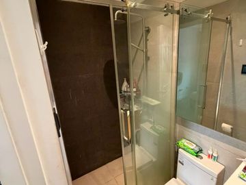 1 Bedroom in Forbeswood Heights For Lease