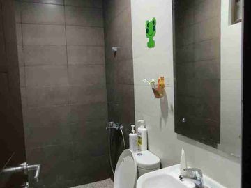 Di Jual Rumah 2 Lantai Bagus Cepat, Lokasi Strategis, Bebas Banjir, di Cluster Burgundy, Summarecon Bekasi