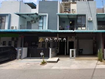 Dijual Cepat Rumah 3 Lantai Permata Baloi Depan BCS Mall Batam