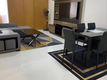 The Ellis Makati, Salcedo Village 2 Bedroom Condo For Sale