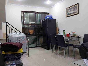 DIJUAL RUMAH GOLDEN PALM – JAKARTA BARAT