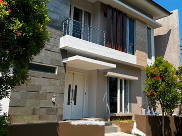 Rumah Citraland dkt woodland alam hijau dan TPR surabaya barat