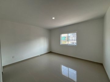 Departamento NUEVO!! en renta cerca de la UAG! 2 recámaras con baño completo.