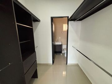Departamento NUEVO!! en renta cerca de la UAG! 2 recámaras con baño completo.