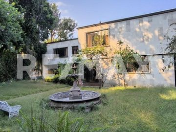 Casa en venta en Colonia Tlalpan Centro II, Alcaldía Tlalpan, CDMX  Ideal para vivir o invertir, 750 m2 de construccion.