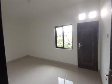 Rumah Baru 5 x 13 Duri Kepa Jakbar dekat tanjung duren