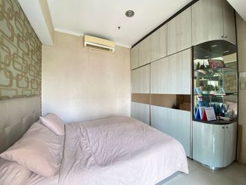 Dijual 2Br+ 1 di Apartemen Mediterania Garden, Lantai Sedang
