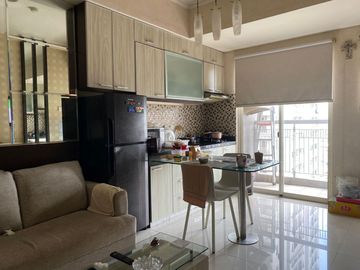 Dijual 2Br+ 1 di Apartemen Mediterania Garden, Lantai Sedang