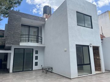 MP. CASA EN VENTA RANCHO SAN DIMAS