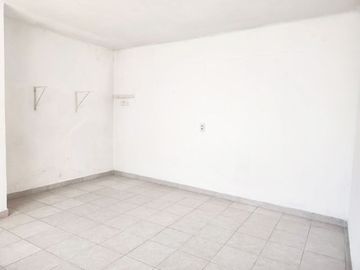 PROPIEDAD CON AMPLIO POTENCIAL Y UBICACIÓN ESTRATÉGICA EN SAN LORENZO, TULA DE ALLENDE.