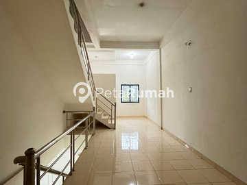 DIJUAL DAN DISEWAKAN TOWNHOUSE KOMPLEK KATAMSO SQUARE - DAERAH JOHOR (ELVIA)
