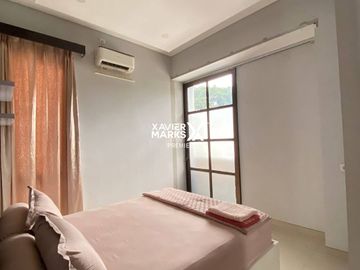 Dijual Rumah Modern 2Lt Full Furnish Ada Laundry Area dan Area Jemur Siap Huni Lingkungan Aman dan Bebas Banjir Lokasi Premium di Jantung Kota Malang