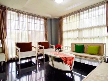 rumah private pool dalam perumahan, nyaman akses jalan lebar