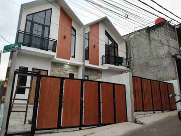SIAP HUNI DP 0% Rumah 2lt TERMURAH DI DEPOK HANYA 8 MENITAN KE STASIUN