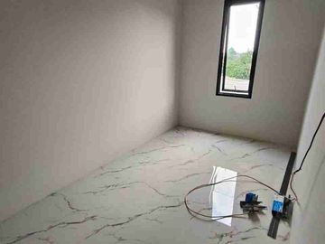 SIAP HUNI DP 0% Rumah 2lt TERMURAH DI DEPOK HANYA 8 MENITAN KE STASIUN