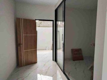 SIAP HUNI DP 0% Rumah 2lt TERMURAH DI DEPOK HANYA 8 MENITAN KE STASIUN