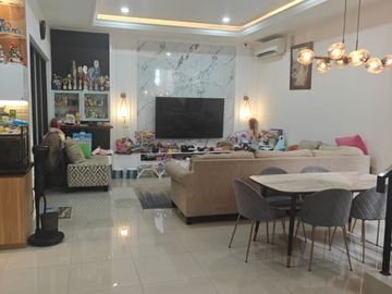 DIJUAL RUMAH MILENIAL PIK 2 EXTENSION UK 8X15 (2 LANTAI) FULL FURNISH BAGUS PPJB SIAP AJB MURAH BANGET