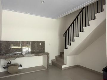 Di Jual Murah Banget Rumah Pasadena Pik 2 Uk. 4X10 2Lantai