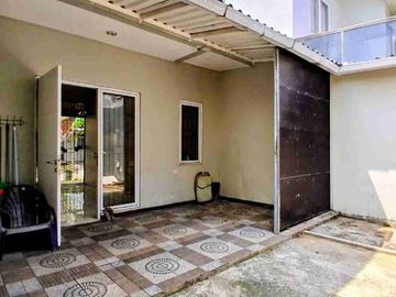 DIJUAL RUMAH 2 LANTAI NYAMAN DAN ASRI AREA SERPONG