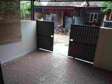 Dipasarkan rumah 2 lantai di Cluster Griya Kenanga Cipondoh Tangerang