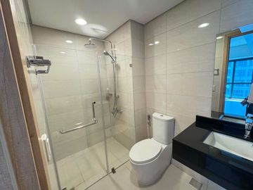 BRAND NEW CONDO FOR SALE SALCEDO VILLAGE THE GENTRY RESIDENCES 1 BEDROOM 54 SQM PHP 13,500,000 NEAR GREENBELT, GLORIETTA, MAKATI CBD, LANDMARK MAKATI