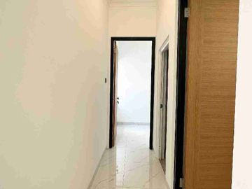 Private swimming pool Rumah MEWAH di JAKSEL TANAH 98 Meter Lokasi Premium