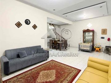 Rumah 2 Lantai di Pejaten Timur Ps Minggu. Harga dibawah Pasar