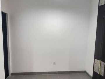 TURUN HARGA DIJUAL Rumah Cluster 2 Lantai dengan Posisi Hoek di Cluster Califfornia, PIK 2